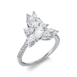 Ring 18 kt WG, 4 Nav. 0,89 ct, TW-si, 6 Tropfen 1,40 ct, TW-si, 11 Brill. 0,14 ct, TW-si