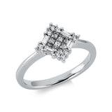 Ring 18 kt WG, 4 Bag. 0,13 ct, TW-si, 9 Princ. 0,18 ct, TW-si, 8 Brill. 0,09 ct, TW-si