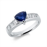 Ring 900 Pt Platin, 16 Trap. 0,37 ct, TW-si, 1 Saphir 1,16 ct blau