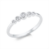 Ring 18 kt WG, 5 Brill. 0,15 ct, TW-si