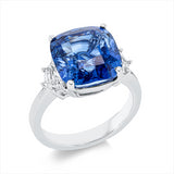 Ring 18 kt WG, GRS2023-058884, 2 Fant-Schl. 0,63 ct, TW-si, 1 Saphir 11,59 ct blau