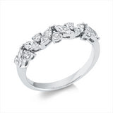 Ring 18 kt WG, 6 Nav. 0,44 ct, TW-vsi, 7 Brill. 0,20 ct, TW-vsi