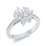 Ring 18 kt WG, 3 Tropfen 0,63 ct, TW-si, 4 Nav. 0,80 ct, TW-si, 14 Brill. 0,09 ct, TW-si