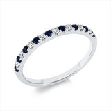 Ring 18 kt WG, 8 Brill. 0,13 ct, TW-si, 9 Saphire 0,18 ct blau