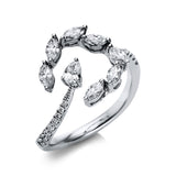 Ring 18 kt WG, 7 Nav. 0,54 ct, TW-si, 1 Tropfen 0,12 ct, TW-si, 13 Brill. 0,12 ct, TW-si