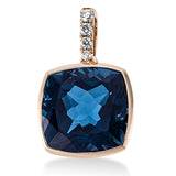 Anhänger 18 kt RG, mit Öse, 4 Brill. 0,09 ct, TW-si, 1 Topas 9,80 ct Lond. blue